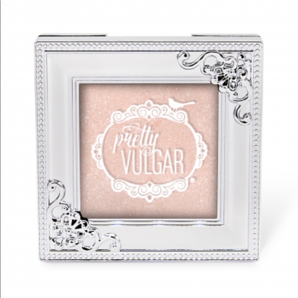 Pretty Vulgar Shimmering Swan Highlighter - Picture 1 of 1